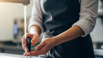 Operaciones Menores Legionella | Guía Hostelería 2026